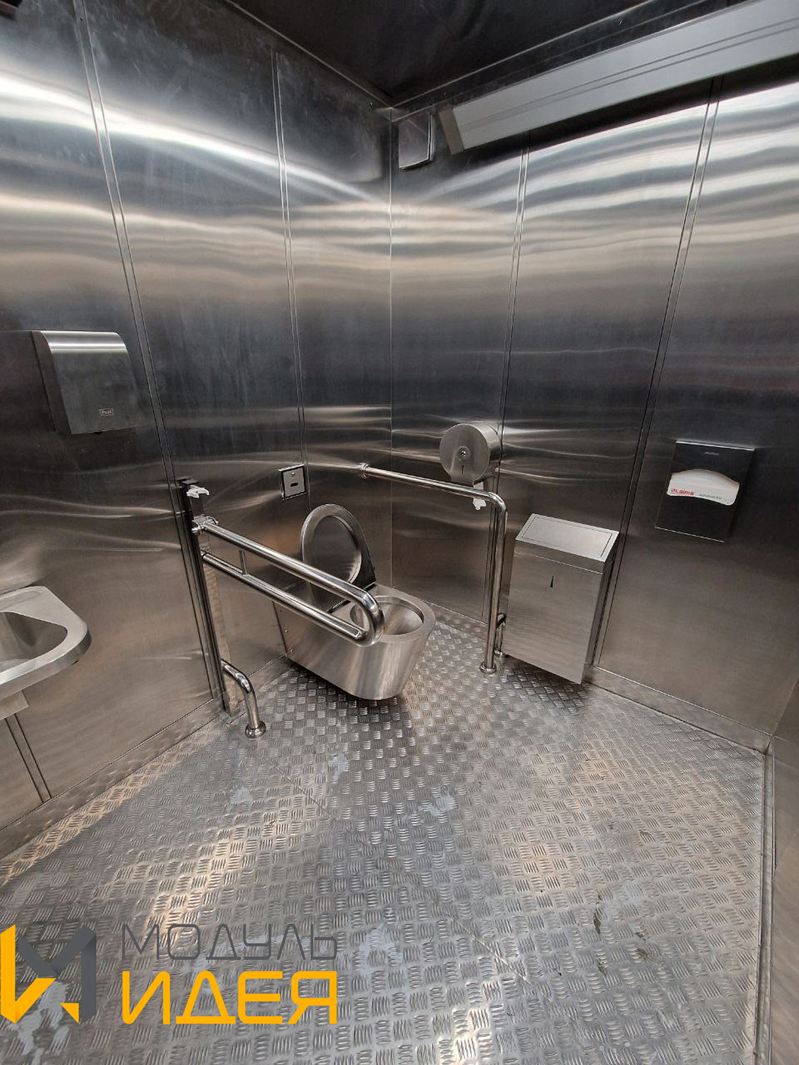 Модульный туалет с системой оплаты